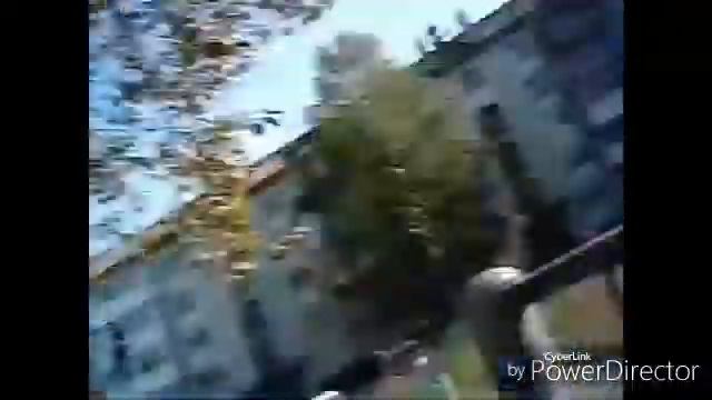 Я вернулся/гуляю с другом по улицам смотреть онлайн