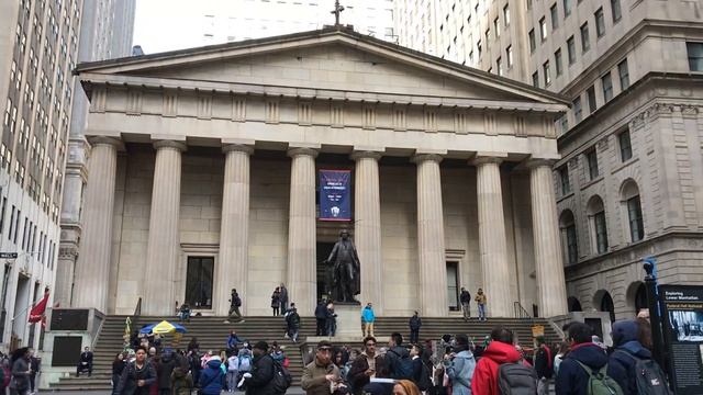 Нью-Йоркская фондовая биржа  (New York Stock Exchange)