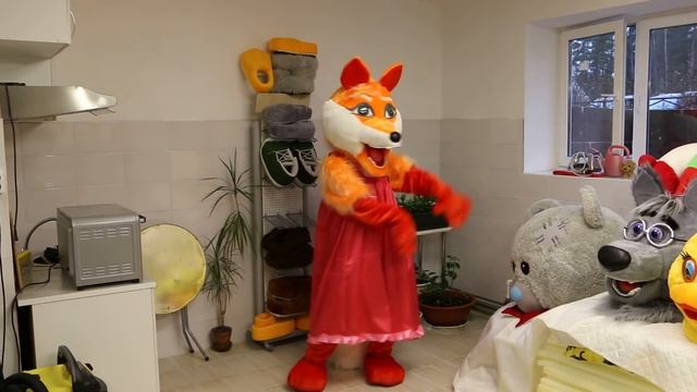 Ростовая кукла Лисичка со съёмным сарафаном для детского спектакля и Ёлочек