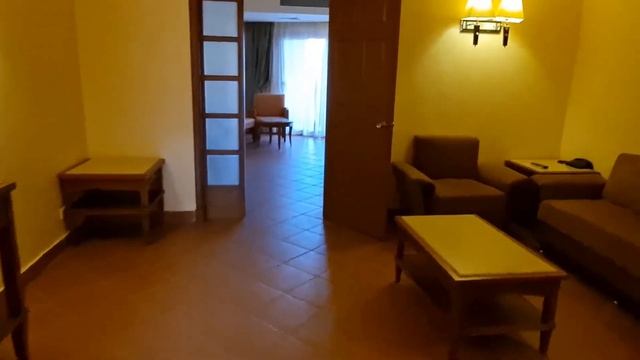 CHARMILLION HOTELS - CLUB RESORT 5* , SEA LIFE, GARDEN AQUAPARK. В чем разница? Обзор 2022 смотреть онлайн