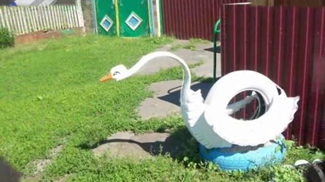 50 вариантов любимой поделки для дачи - лебедь из покрышки