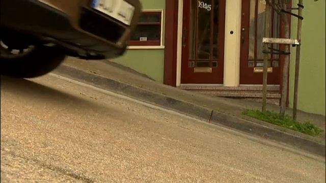 Volvo XC60 Hill descent control смотреть онлайн