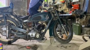 Восстановление (реставрация) мотоцикла ИЖ 49. Разборка часть 1.