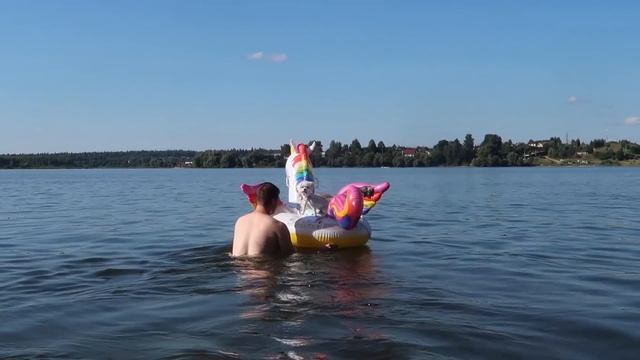 24 ЧАСА НА ОСТРОВЕ С КОТАМИ! УДЕРЖИСЬ НА ЕДИНОРОГЕ ЧЕЛЛЕНДЖ смотреть онлайн