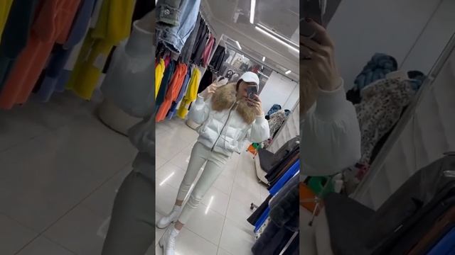 Стильный демисезонный пуховик-бомбер. Оплата при получении. Отправка по России. Контакты в описании смотреть онлайн