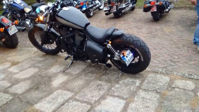 Suzuki Intruder VS1400 Custom смотреть онлайн