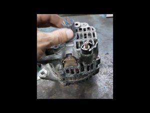Mitsubishi Lancer 9. Решение проблем с зарядкой Аккумулятора.