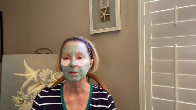 MONDAY MASK CHALLENGE AND TAGGED BY MATURE SASS FOR FAVORITE FALL THINGS смотреть онлайн