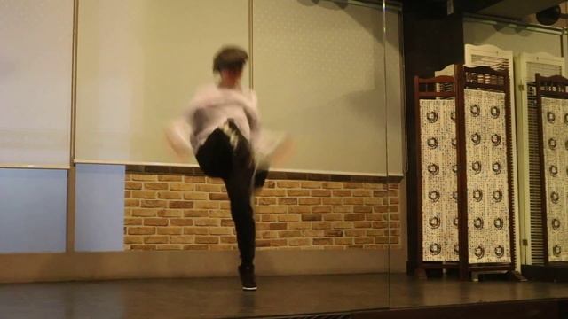 Locking SAGA  lesson routine смотреть онлайн