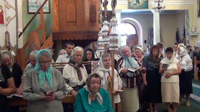 Акафіст до Матері Божої на честь Її Зарваницької чудотворної ікони смотреть онлайн