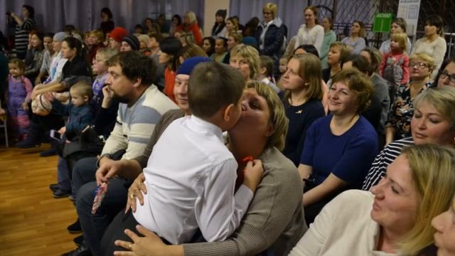 День матери (ноябрь 2017) смотреть онлайн