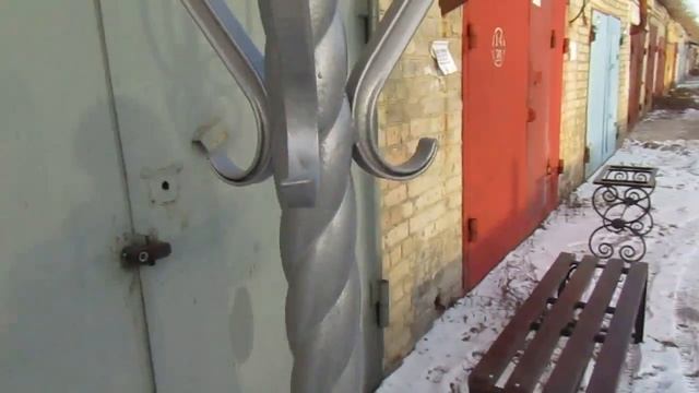 КРАСИВАЯ Вешалка из витой трубы смотреть онлайн