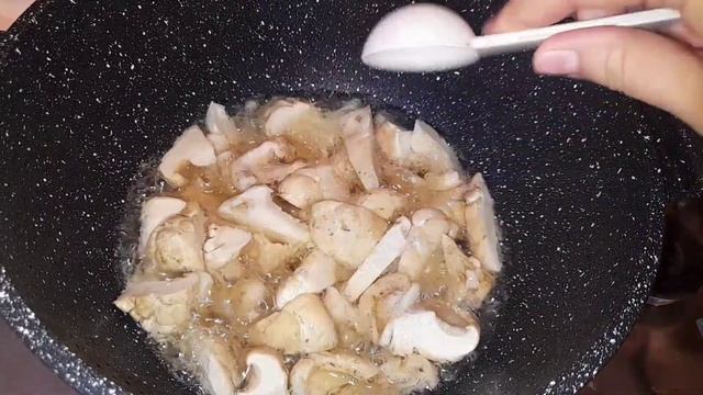 Картошка и грибы.Жарим вкусные грибы. Как же вкусно смотреть онлайн