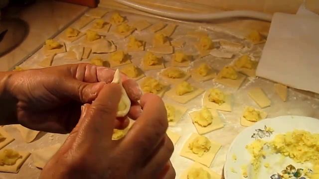 #вареники #смачні_вареники #друга_страва #картопля  Вареники. Очень вкусные вареники с картофелем.