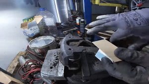 Volvo S60 - ремонт заднего суппорта ?