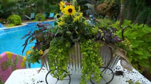 🌻🍂Fall Wagon Planter🍂🌻 || Pumpkin Wagon! Fall Garden Plants