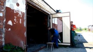 Установка гаражных ворот