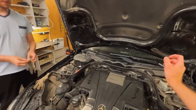 КАК СТАТЬ БОМЖОМ ВЛАДЕЯ БАНАНОМ?! смотреть онлайн