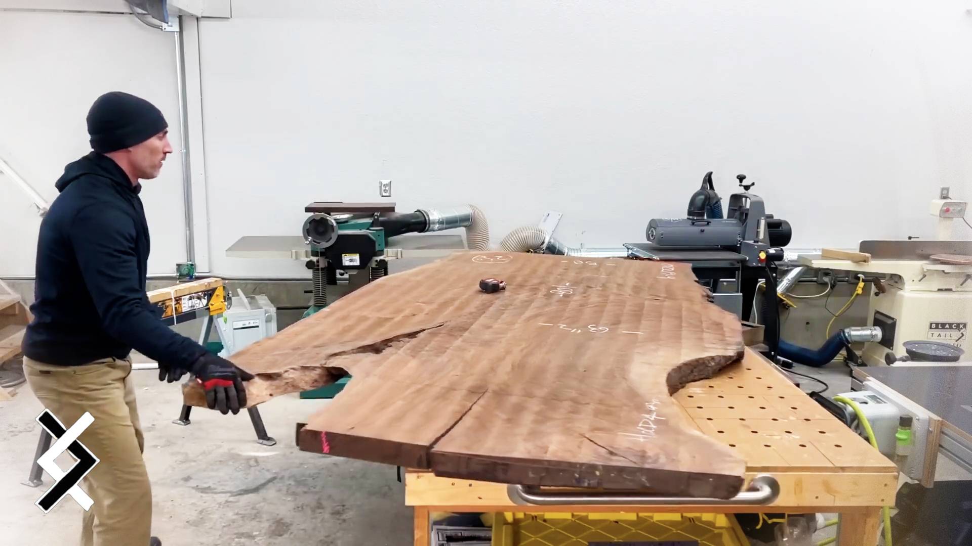 Кухонный остров за 15 000 долларов смотреть онлайн