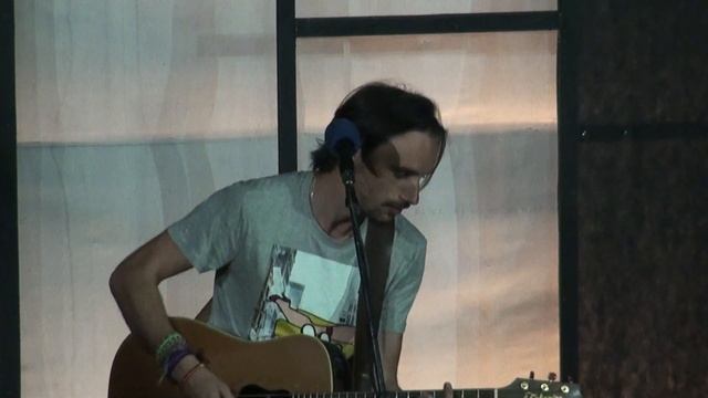 Василий Уриевский (бард-лагерь «Барзовка», 05.08.2015) смотреть онлайн