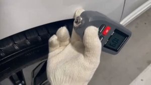 Видео обзор KIA Carnival HI Limousine / белый. Измерение толщины лакокрасочных покрытий