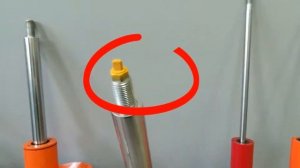 Амортизаторы KONI трёх разных серий. Цвет имеет значение