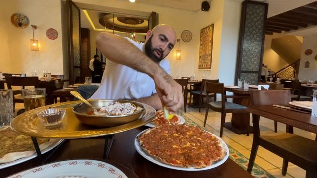 Прогулка по Еревану / Ресторан MAYRIG / Попали в аварию смотреть онлайн