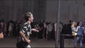 Ту систер и Дисайд бенд с породией на Светлану Лободу с песня я суперзвезда