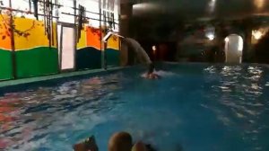 В сауне с бассейном с гидромассажем в Гагре