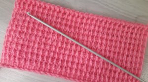 Тунисское вязание. Узор с накидами тунисским крючком.