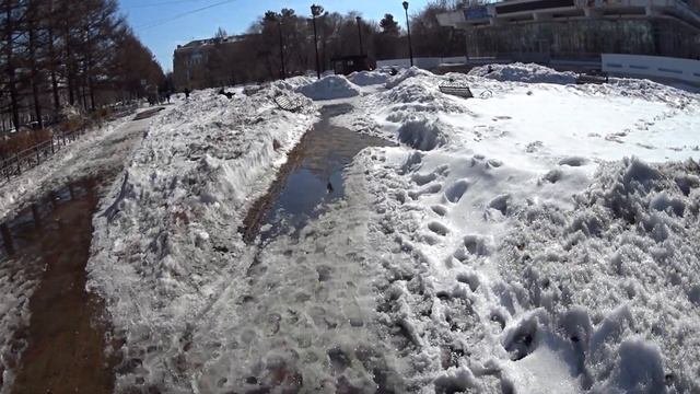 Комсомольск-на-Амуре 31 марта 2022 г. Прогулка по городу. Загораю у кинотеатра 