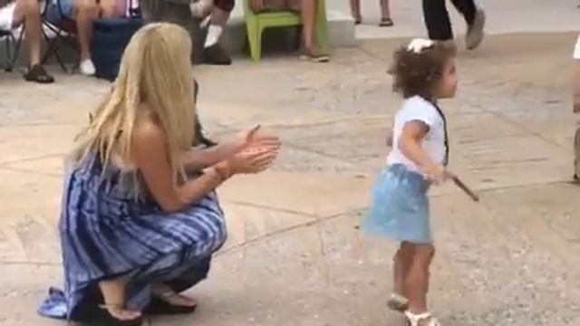 Korey & Family смотреть онлайн