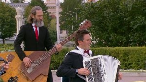 "Песенка друзей" (Ничего на свете лучше нету)