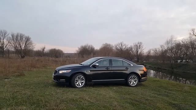 Ford Taurus Limited Day and Night mode смотреть онлайн