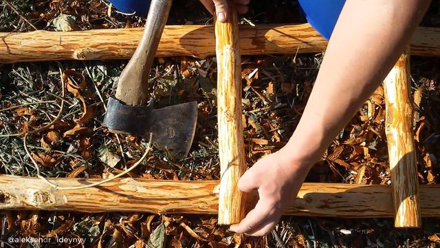 Как сделать простую обычную переносную приставную садовую деревянную лестницу из бревен и брусков