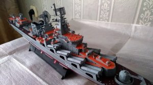 Модель крейсер "Москва" 1/350 Trumpeter