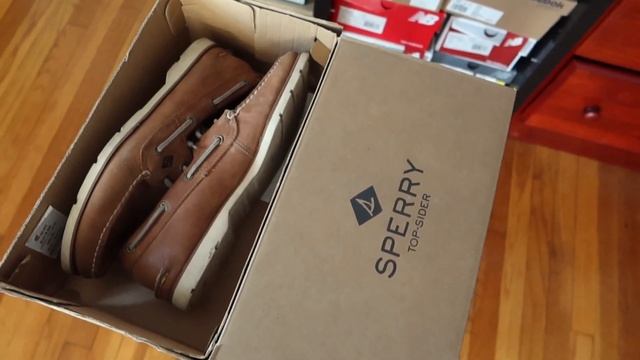 Comparison - Sperry Authentic Original (A/O) vs. Leeward | What’s the Difference? смотреть онлайн