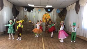 МБДОУ детский сад № 11 "Теремок" пос. Орловский. Сценка "Веселый огород"