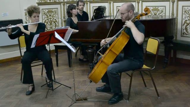 Bohuslav Martinu - Trío para flauta, cello y piano (1944) - II. Adagio смотреть онлайн