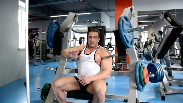 Жим штанги головой вниз, жим в Хаммере, пулловер смотреть онлайн