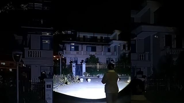 Как вам такой фонарик с Алиэкспресс?