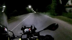 Неожиданный ночной тест драйв BMW F750GS