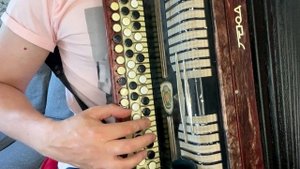 "Крепче за баранку держись шофёр" РАЗБОР на баяне (за 3 минуты)