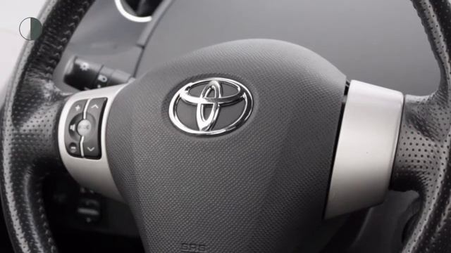 Toyota Yaris 1.8 5drs TS | 133PK | Airco смотреть онлайн