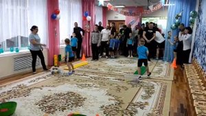 Спортивный праздник "Богатырская силушка".Подготовительная группа "Колокольчик".