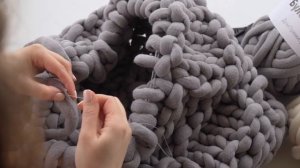 Мастер-класс по вязанию: Подушка крупной вязки. Пряжа Булочка XL.