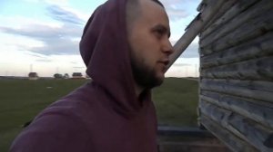 Установка сруба на фундамент, подготовка к настилу пола