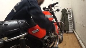 Ява 638 после реставрации. Вылетает передача. Снимаем мотор. (Jawa 638)