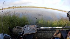 Рыбалка на удочку! Карась на пенопласт.