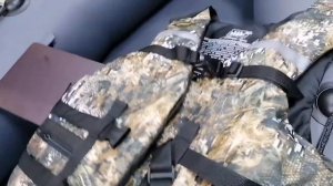 APACHE 260 графит. Две лодки в один город в один день.